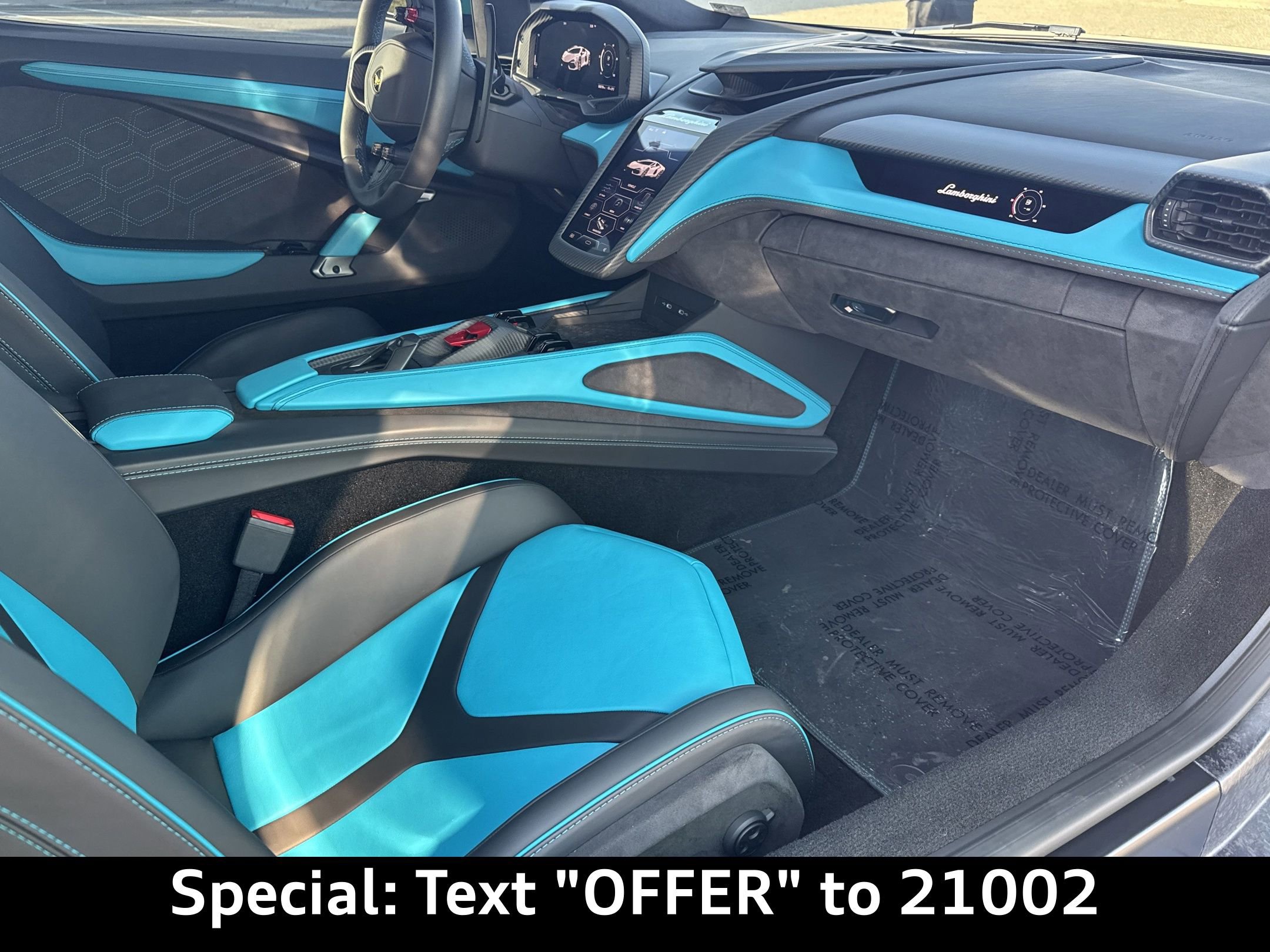 Used 2024 Lamborghini Revuelto image 21