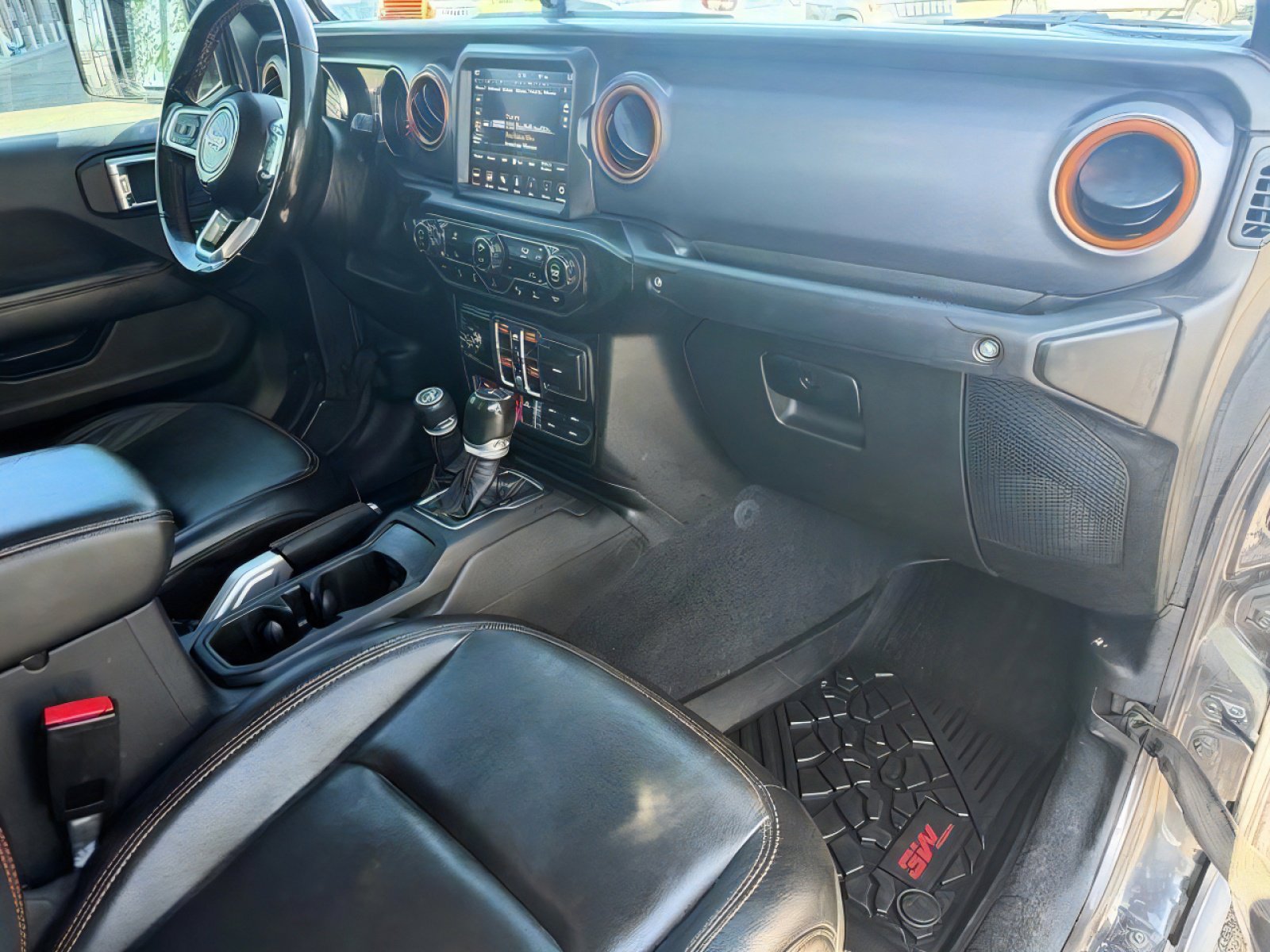 Used 2021 Jeep Gladiator Mojave AWD/4WD image 10