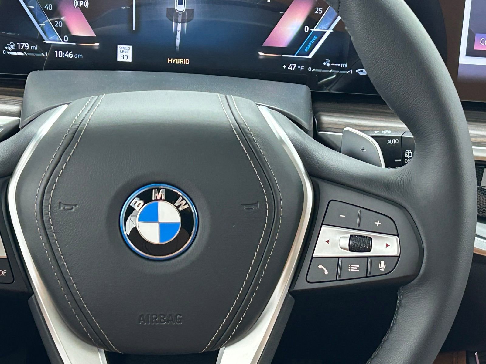 Used 2026 BMW X5 xDrive50e w/ Premium Package image 13