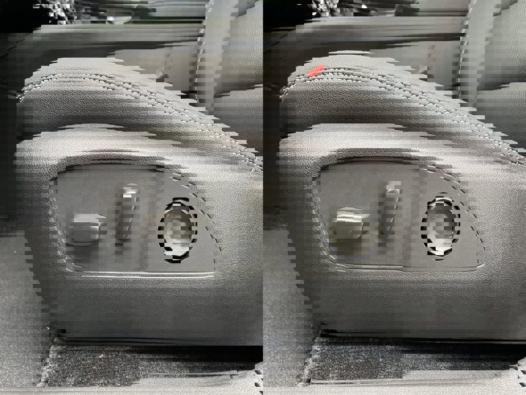 New 2026 Chevrolet Blazer EV LT AWD/4WD image 24