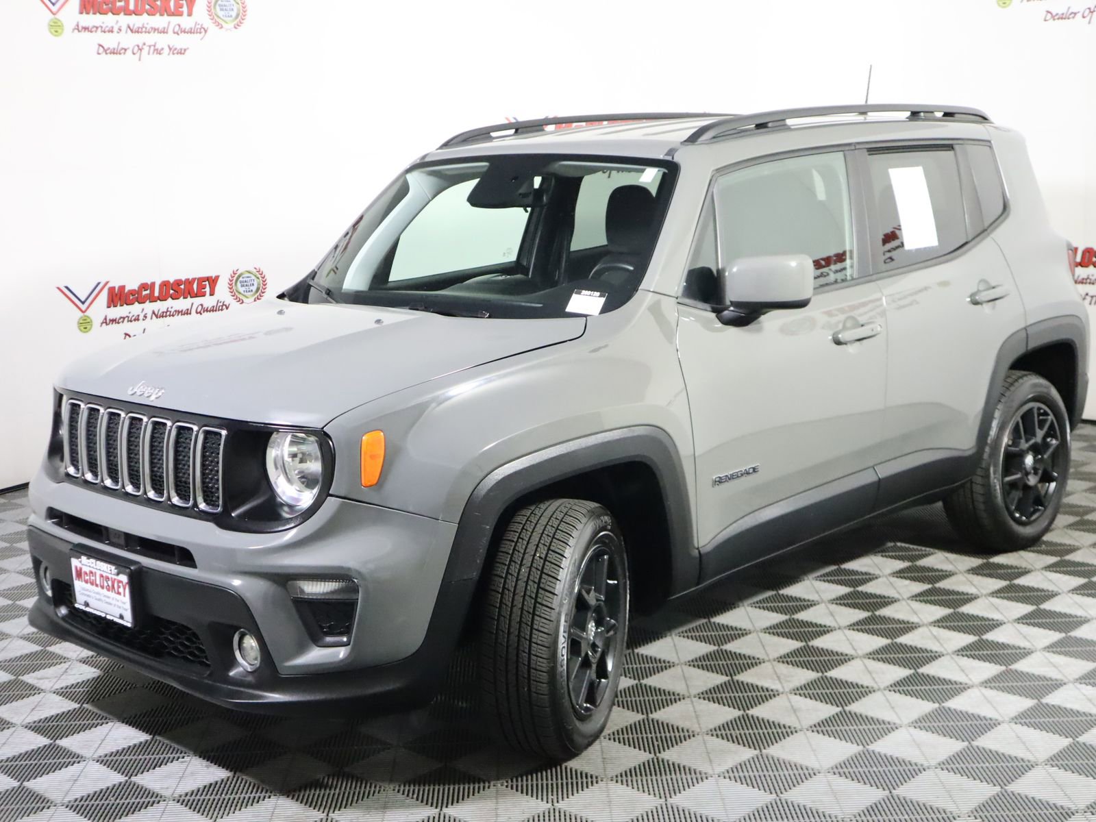 Used 2020 Jeep Renegade Latitude w/ Cold Weather Group image 15