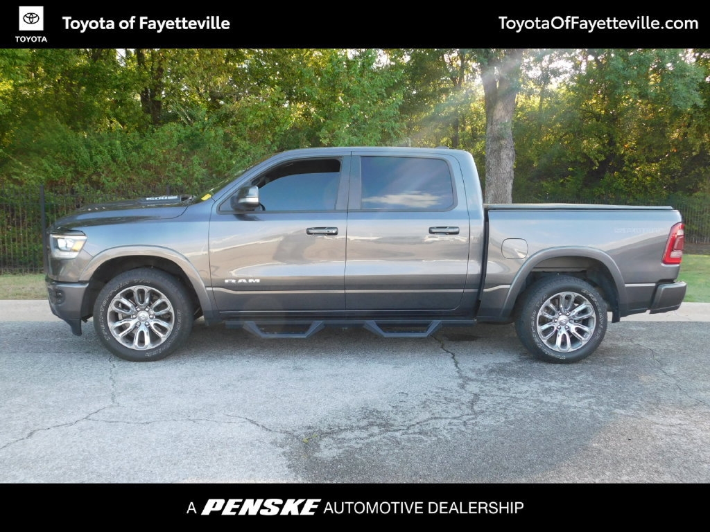 Used 2022 RAM 1500 Laramie w/ Sport Appearance Package AWD/4WD image 8