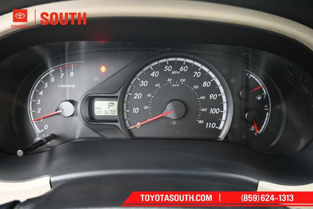 Used 2014 Toyota Sienna LE AWD/4WD image 12
