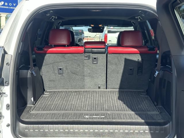 Used 2023 Lexus GX 460 Luxury w/ Accessory Package AWD/4WD image 30
