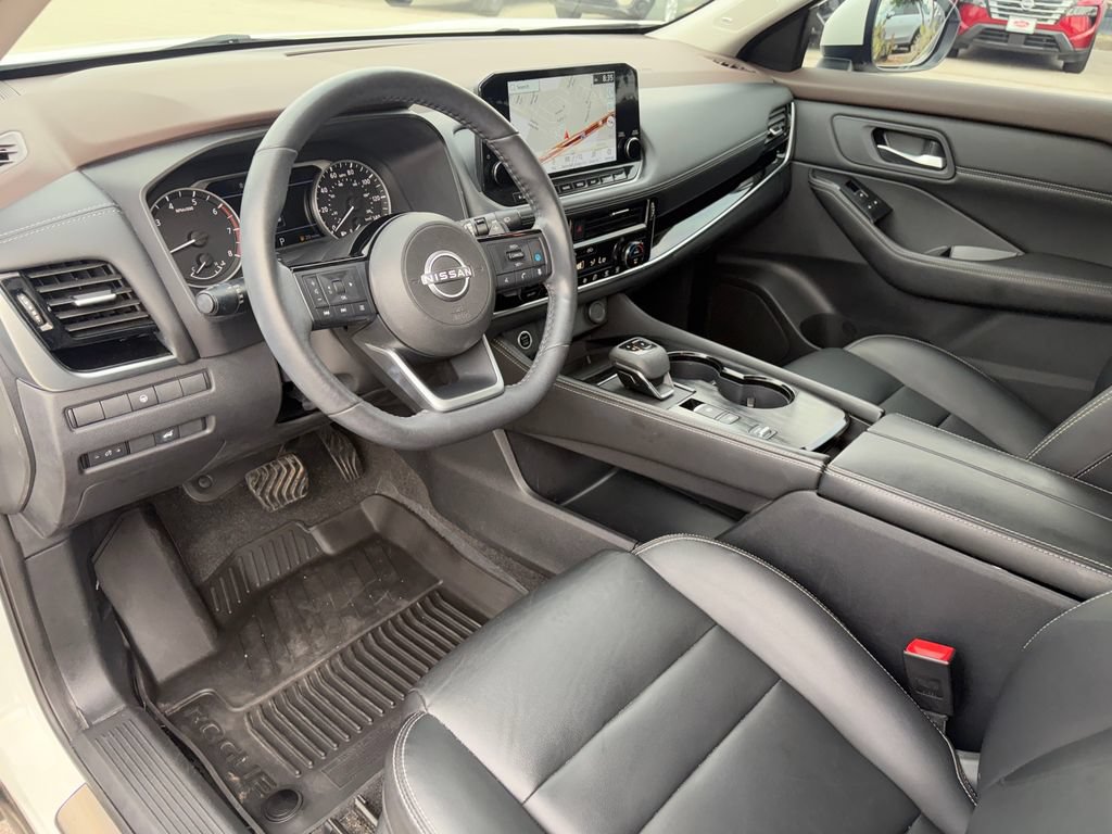 Certified 2023 Nissan Rogue SL w/ SL Premium Package FWD image 8