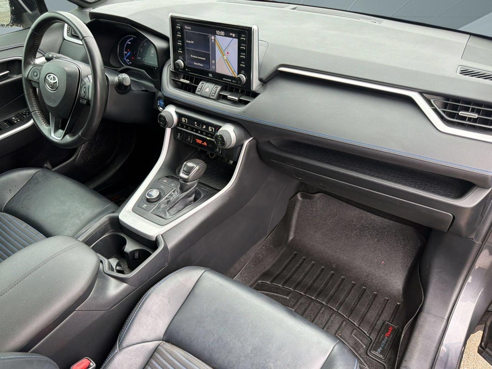 Used 2020 Toyota RAV4 XSE AWD/4WD image 28