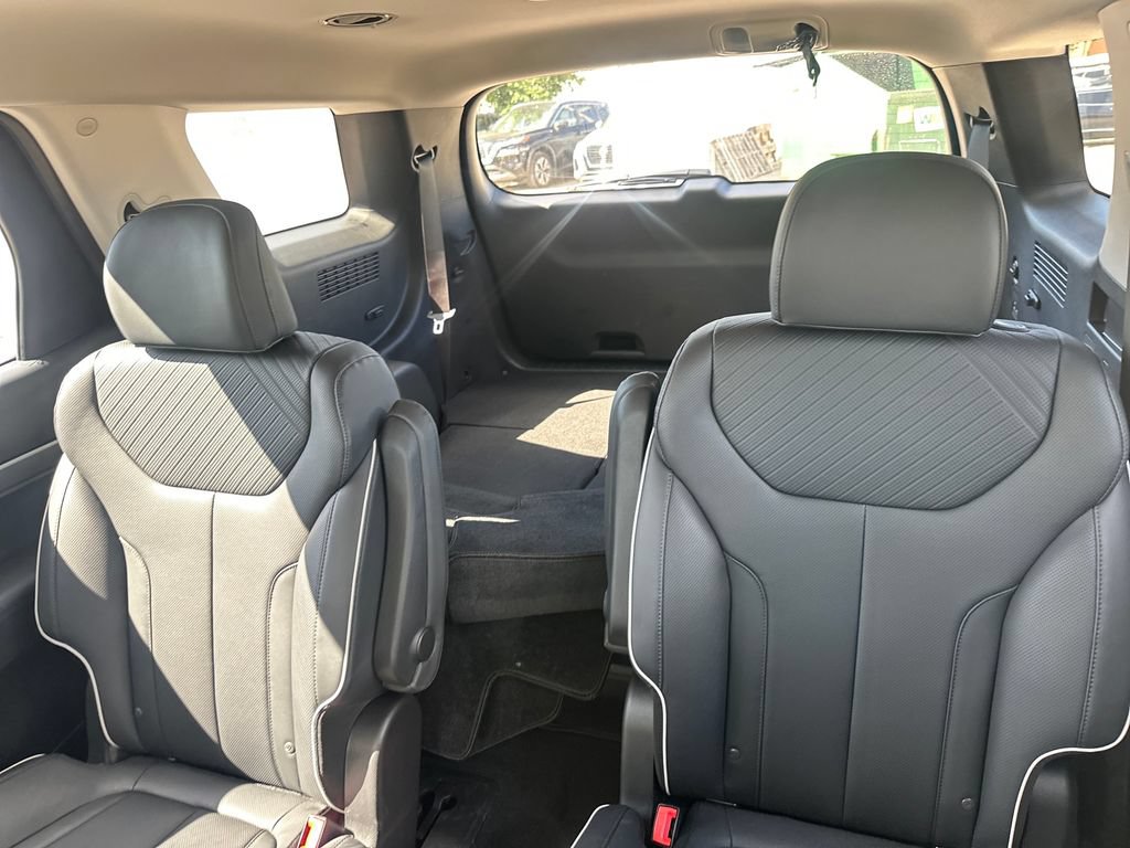 Used 2025 Hyundai Palisade SEL AWD/4WD image 19