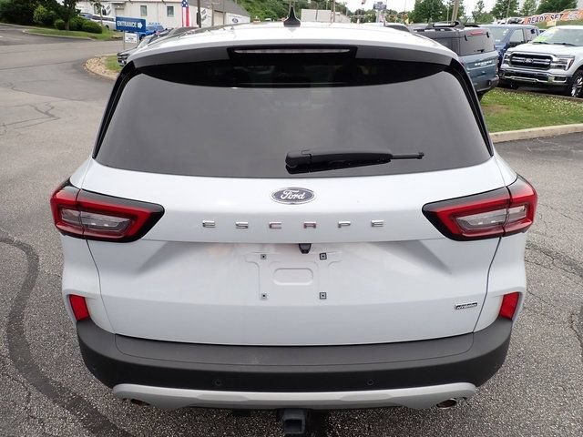 New 2025 Ford Escape SE w/ Class II Trailer Tow Package FWD image 4