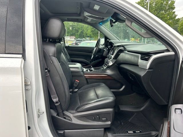Used 2017 GMC Yukon XL SLT w/ Open Road Package AWD/4WD image 19