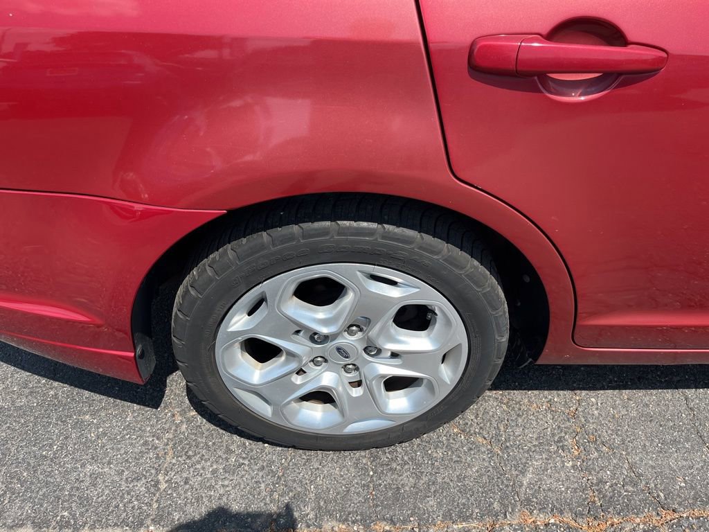 Used 2010 Ford Fusion SE FWD image 33