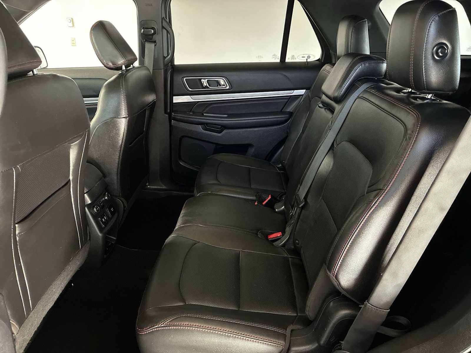 Used 2018 Ford Explorer Sport w/ Equipment Group 401A image 25