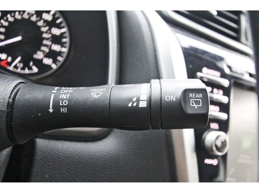 Used 2021 Nissan Murano SL w/ SL Moonroof Package image 12