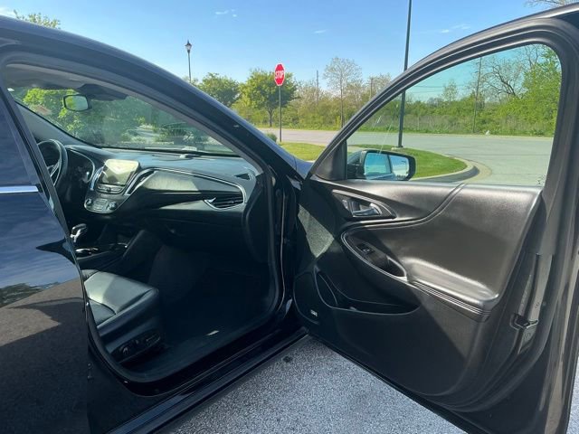 Used 2023 Chevrolet Malibu LT FWD image 17