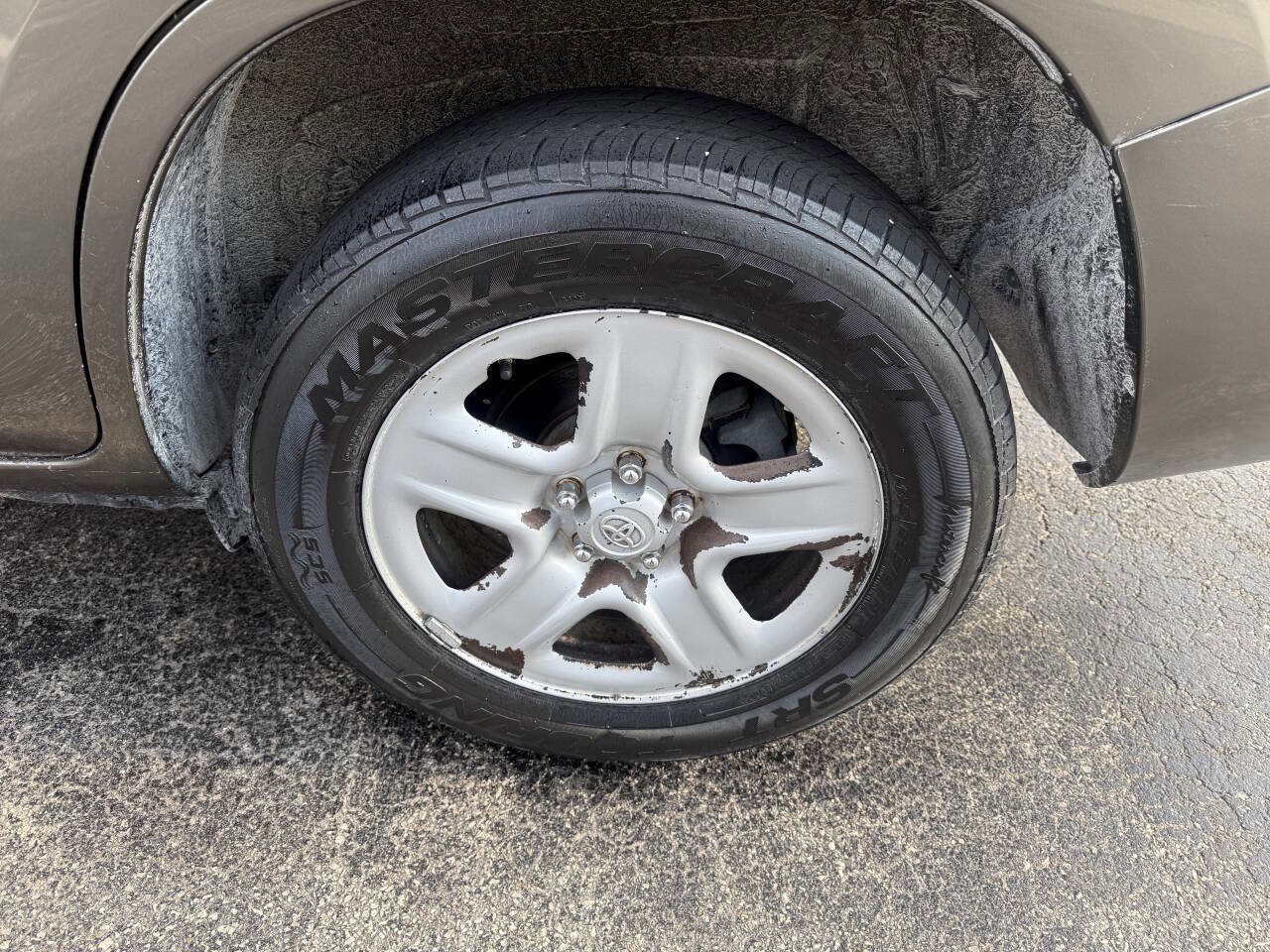 Used 2011 Toyota RAV4 4WD w/ Base L4 Extra Value Pkg image 20