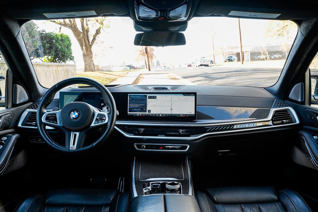 Certified 2025 BMW X7 M60i image 12