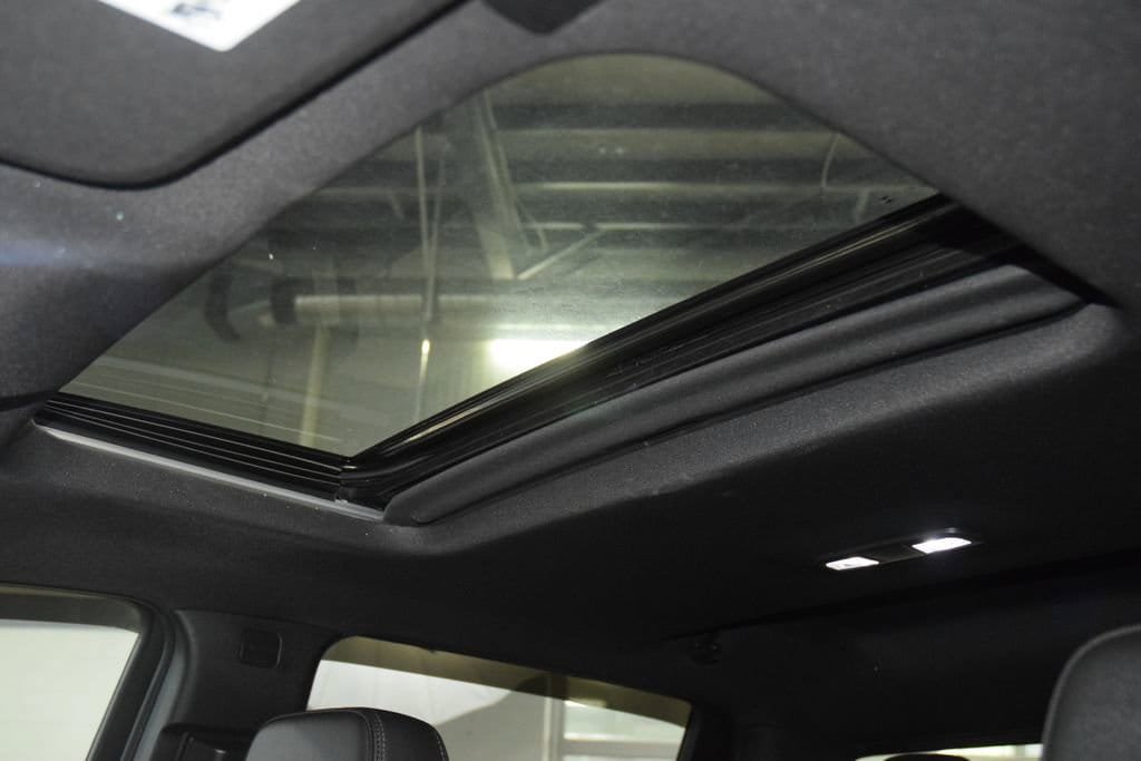 Used 2024 Chevrolet Silverado 3500 High Country w/ High Country Premium Package AWD/4WD image 53