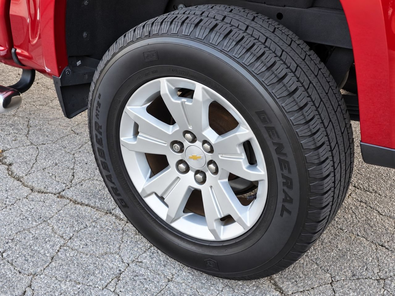 Certified 2018 Chevrolet Colorado LT RWD image 12