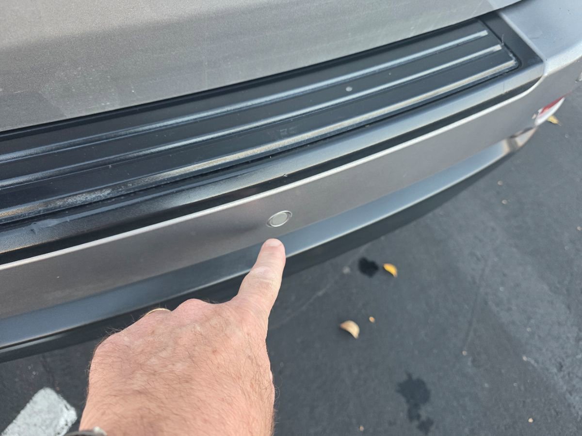 Used 2018 Jeep Grand Cherokee Laredo image 13