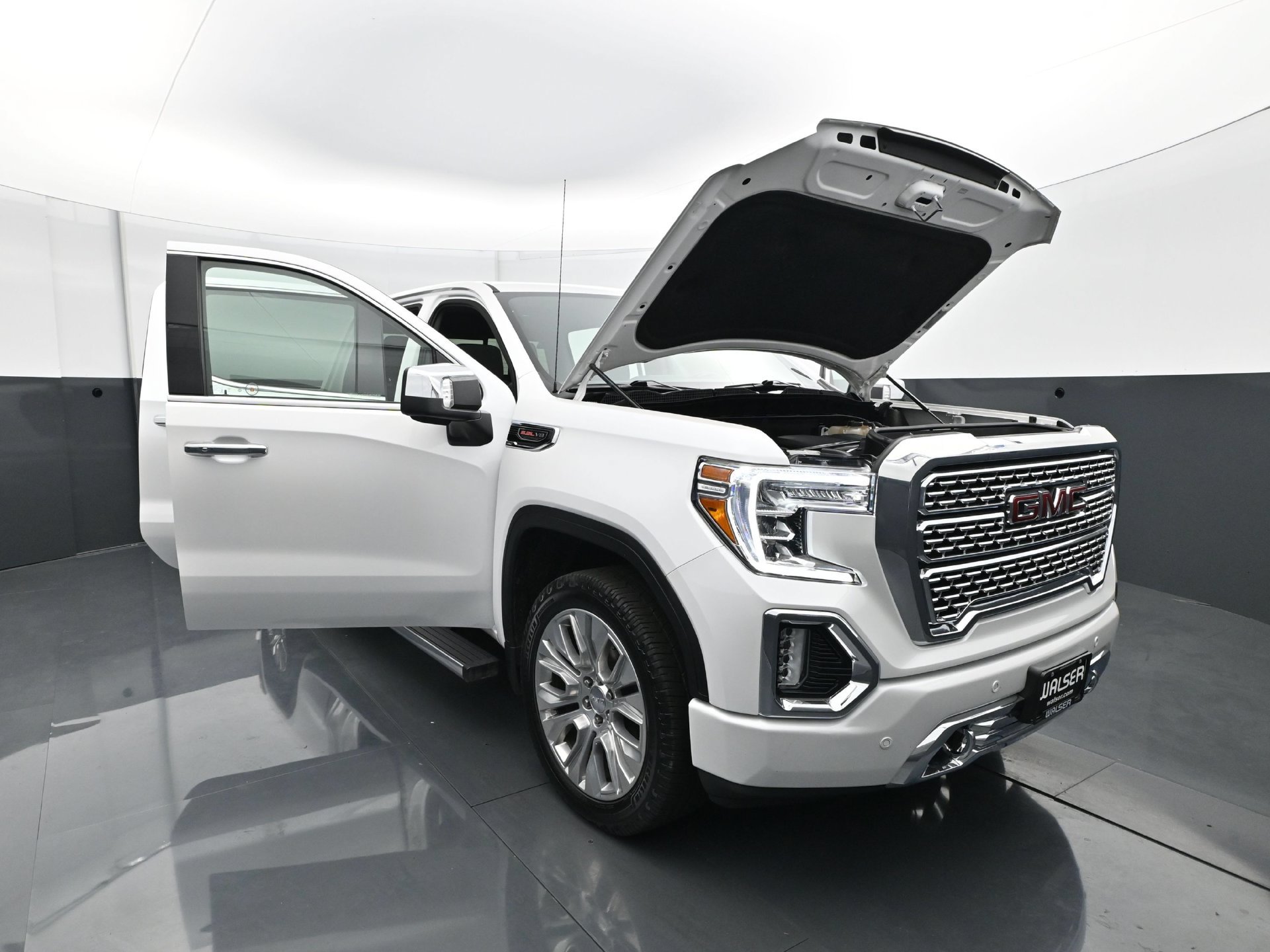 Used 2022 GMC Sierra 1500 Denali w/ Denali Premium Package AWD/4WD image 39