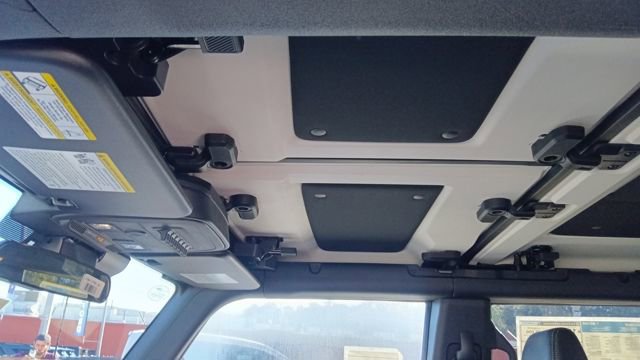 New 2025 Ford Bronco Badlands image 13