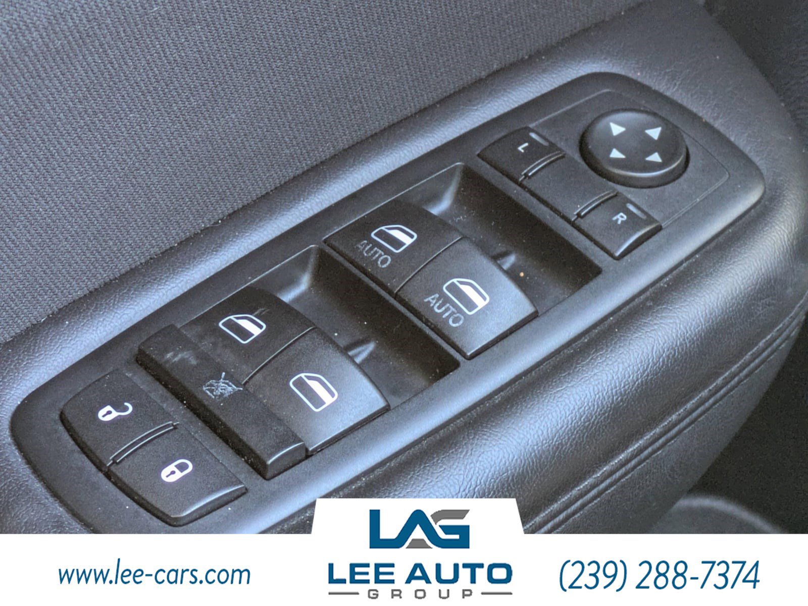 Used 2016 Chrysler 200 Limited image 16