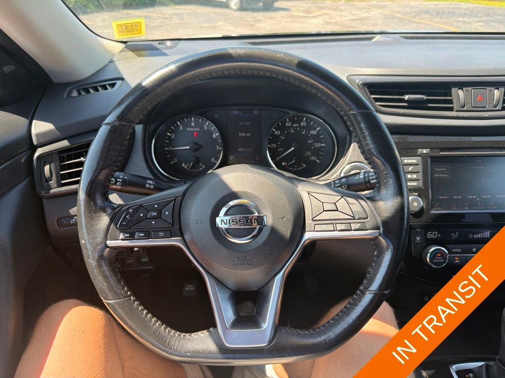 Used 2018 Nissan Rogue SV AWD/4WD image 19