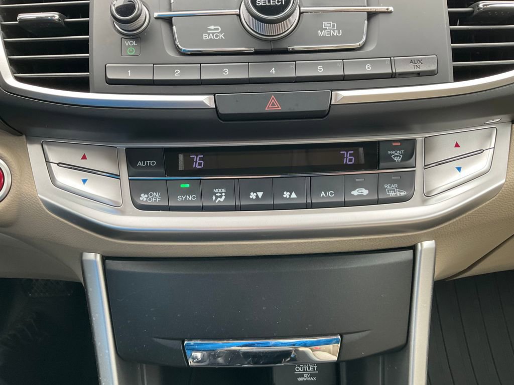 Used 2015 Honda Accord EX image 9