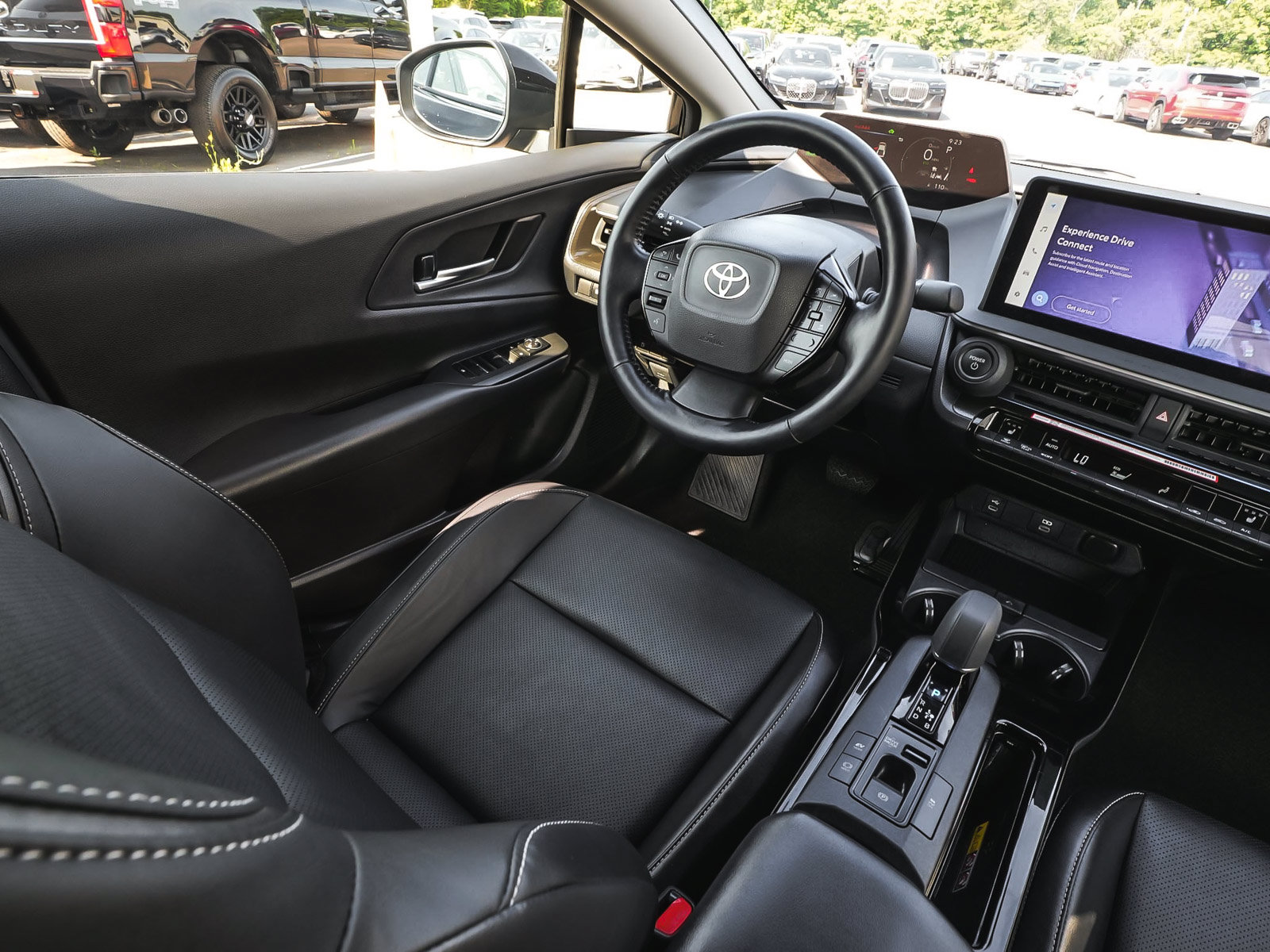 Used 2025 Toyota Prius AWD image 39