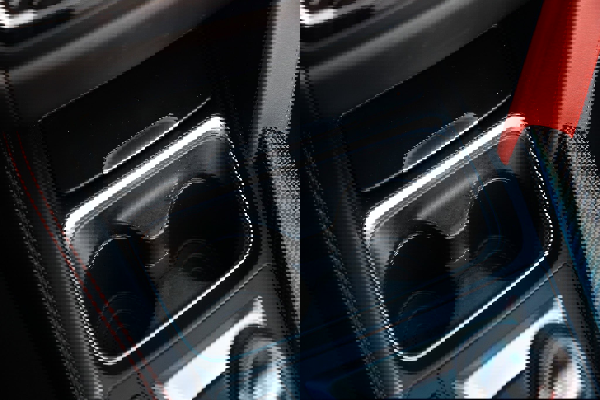 Used 2016 BMW M4 Convertible image 42