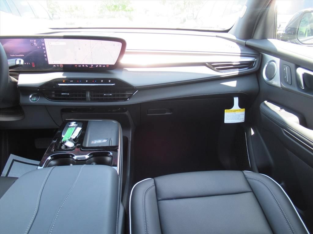 New 2026 Buick Enclave Avenir w/ Super Cruise Package FWD image 12