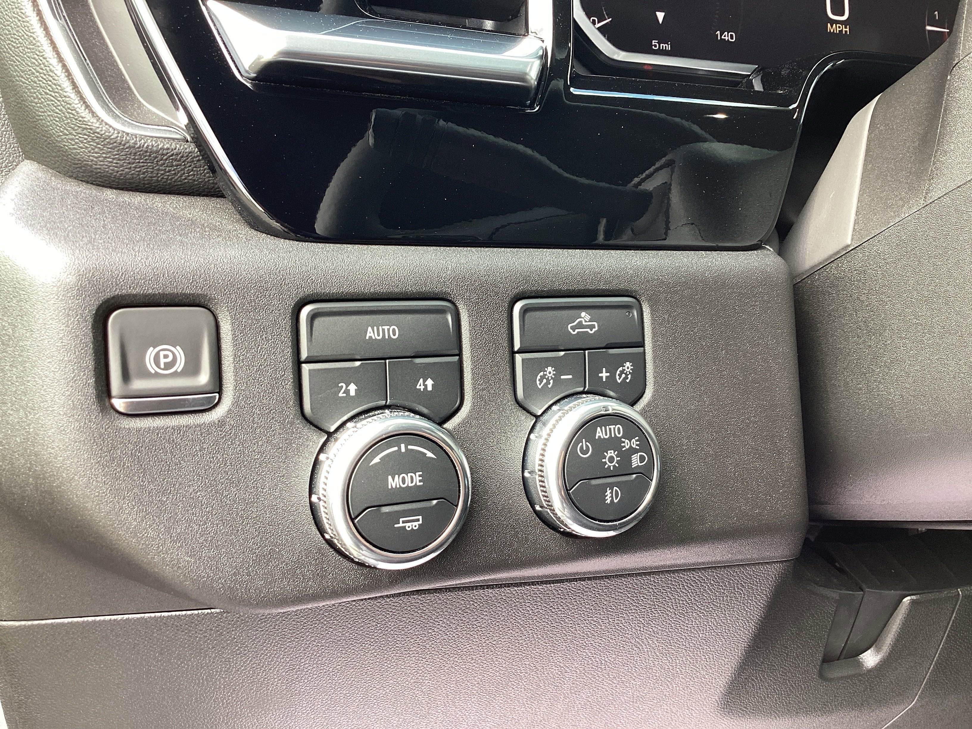 New 2026 GMC Sierra 1500 Elevation w/ LPO, Elevation Black Package image 19