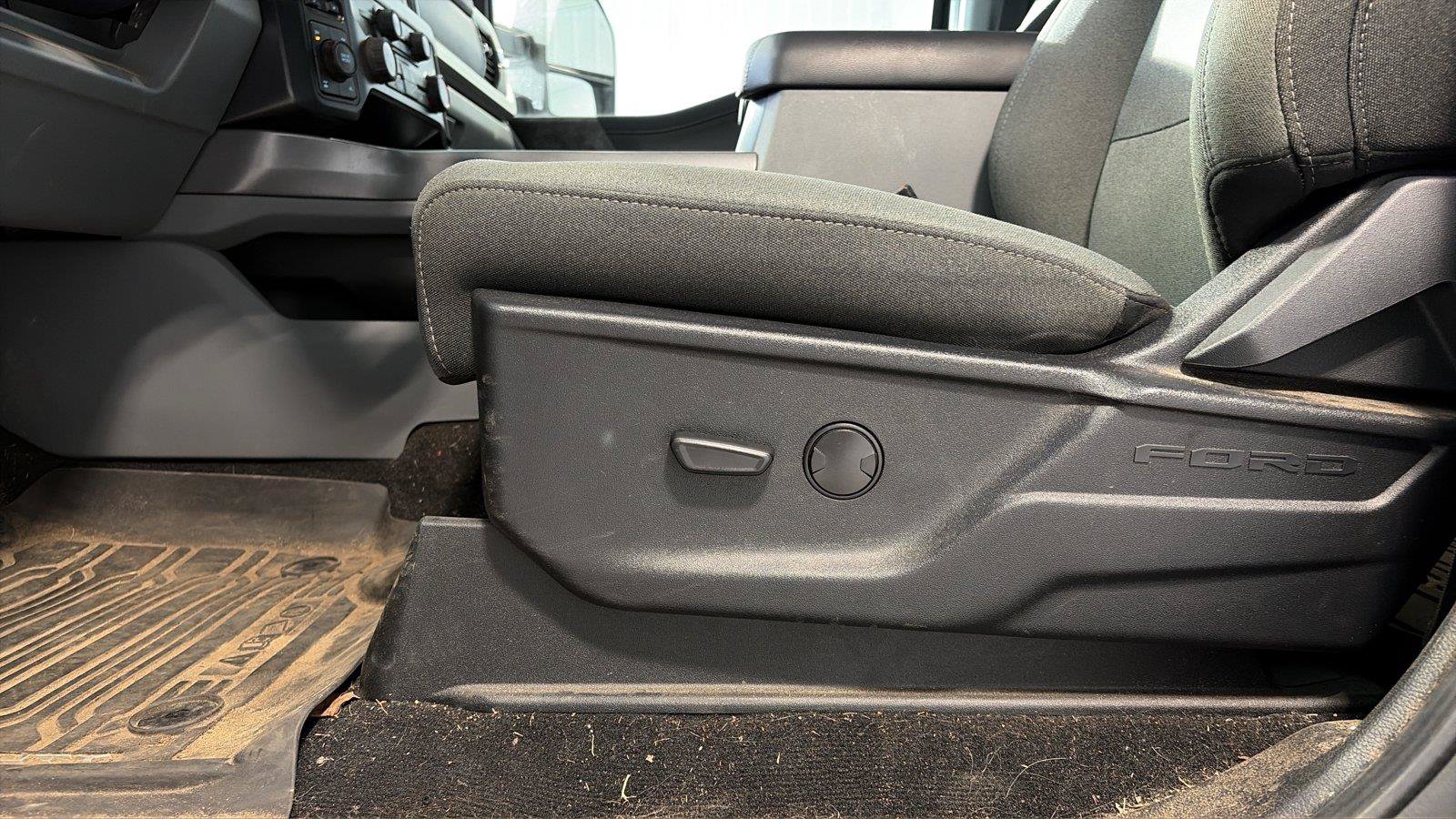 Used 2024 Ford F250 XLT w/ XLT Premium Package AWD/4WD image 20