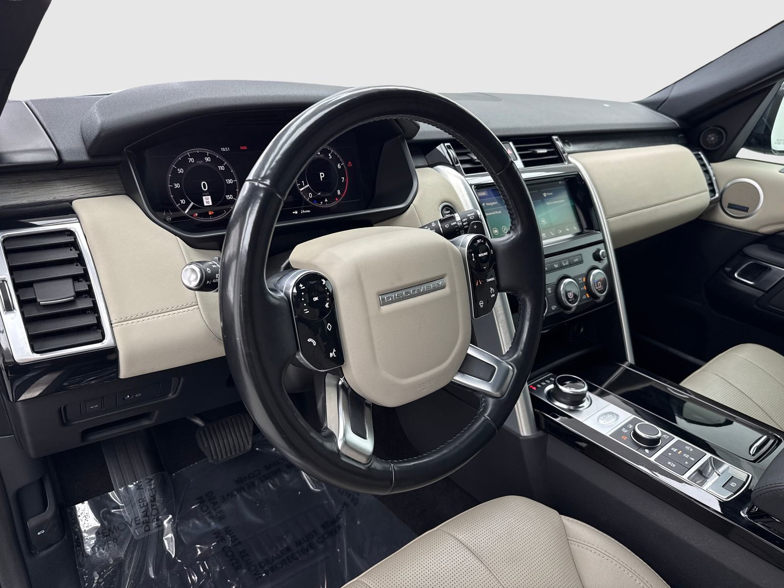 Used 2020 Land Rover Discovery HSE AWD/4WD image 18