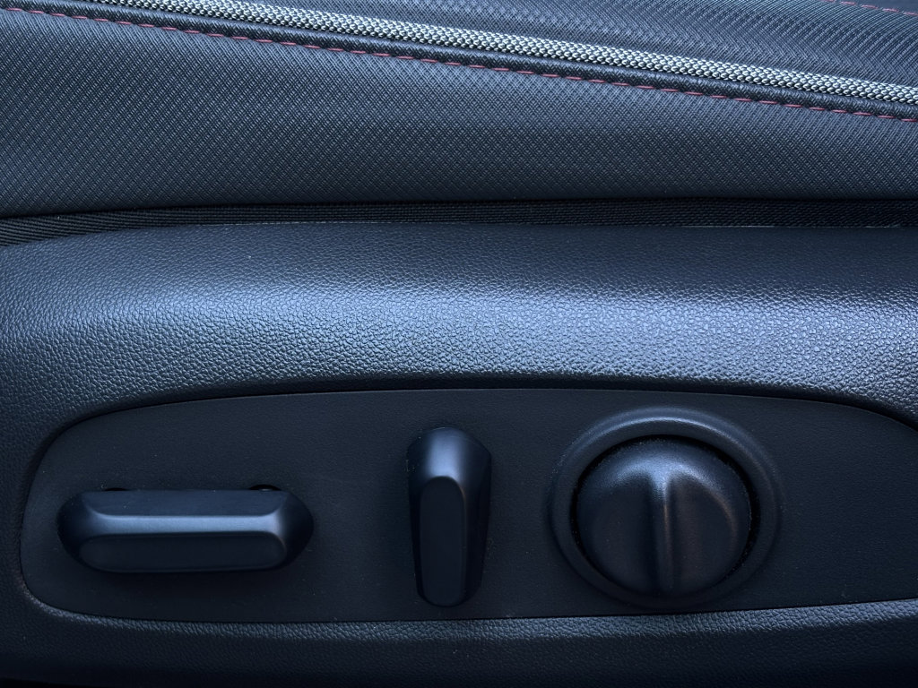 Used 2022 Chevrolet TrailBlazer RS image 12