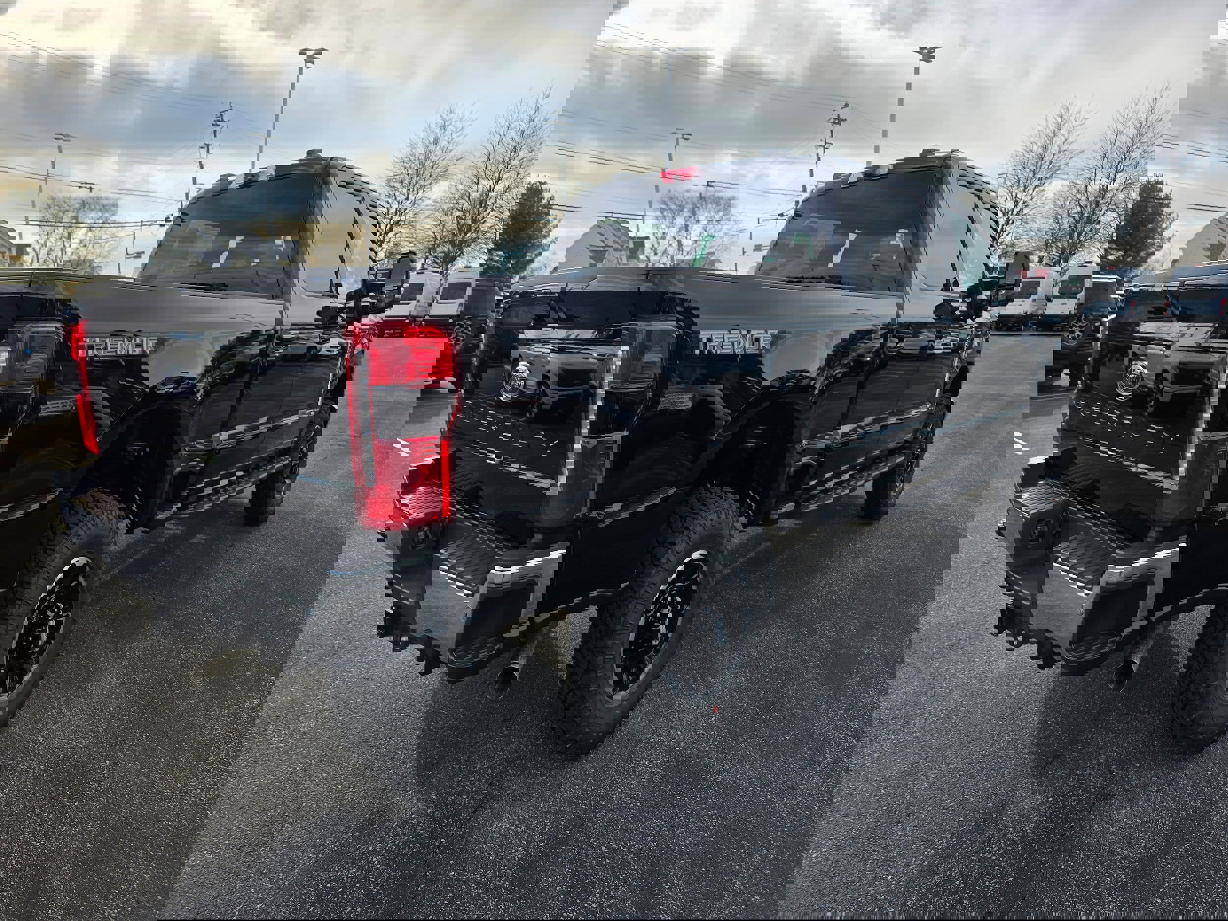 New 2026 Ford F350 XLT w/ XLT Premium Package image 5