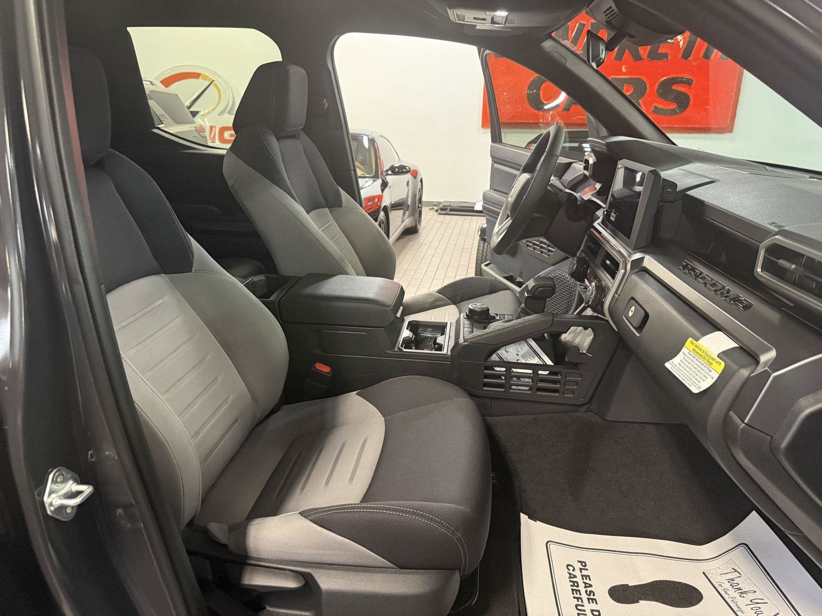 Used 2026 Toyota Tacoma TRD Off-Road AWD/4WD image 28