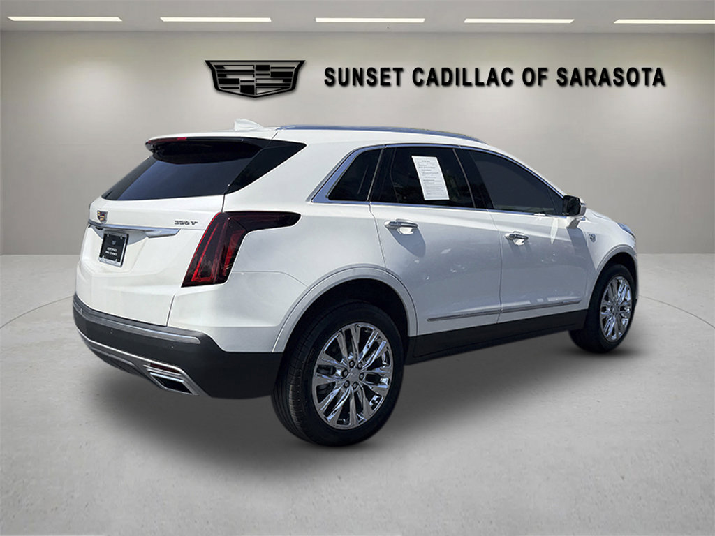 Certified 2023 Cadillac XT5 Premium Luxury FWD image 3