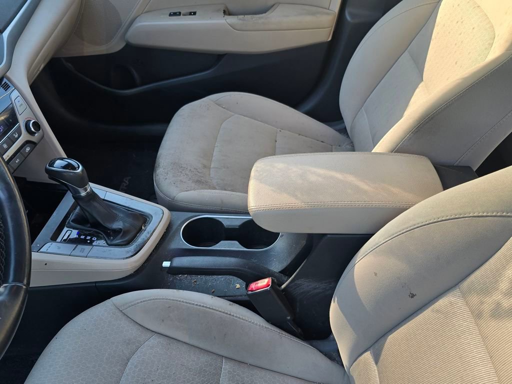 Used 2017 Hyundai Elantra SE w/ SE A/T Tech Package 03 image 29