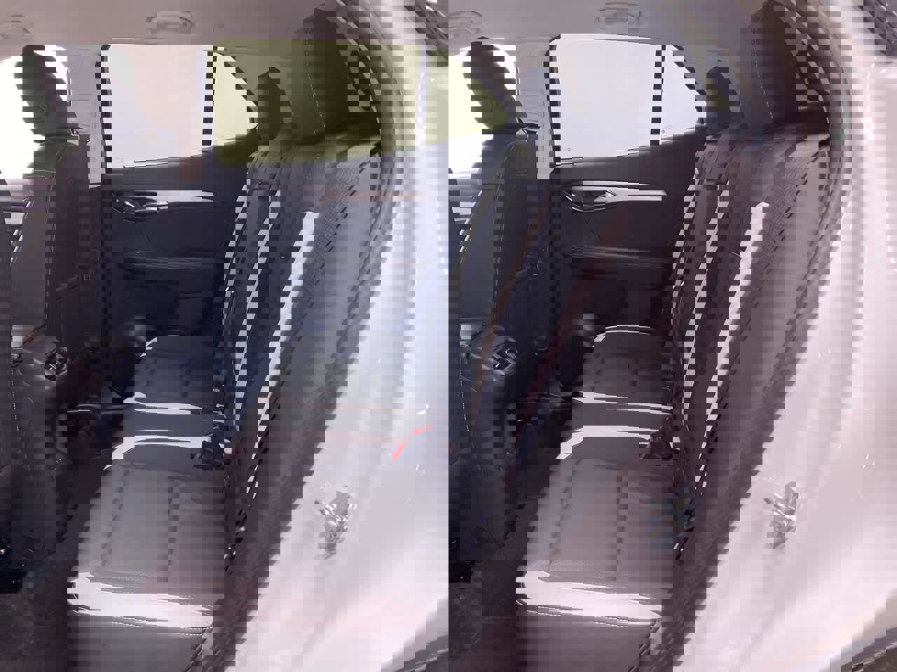 Used 2025 Buick Envision Sport Touring image 17