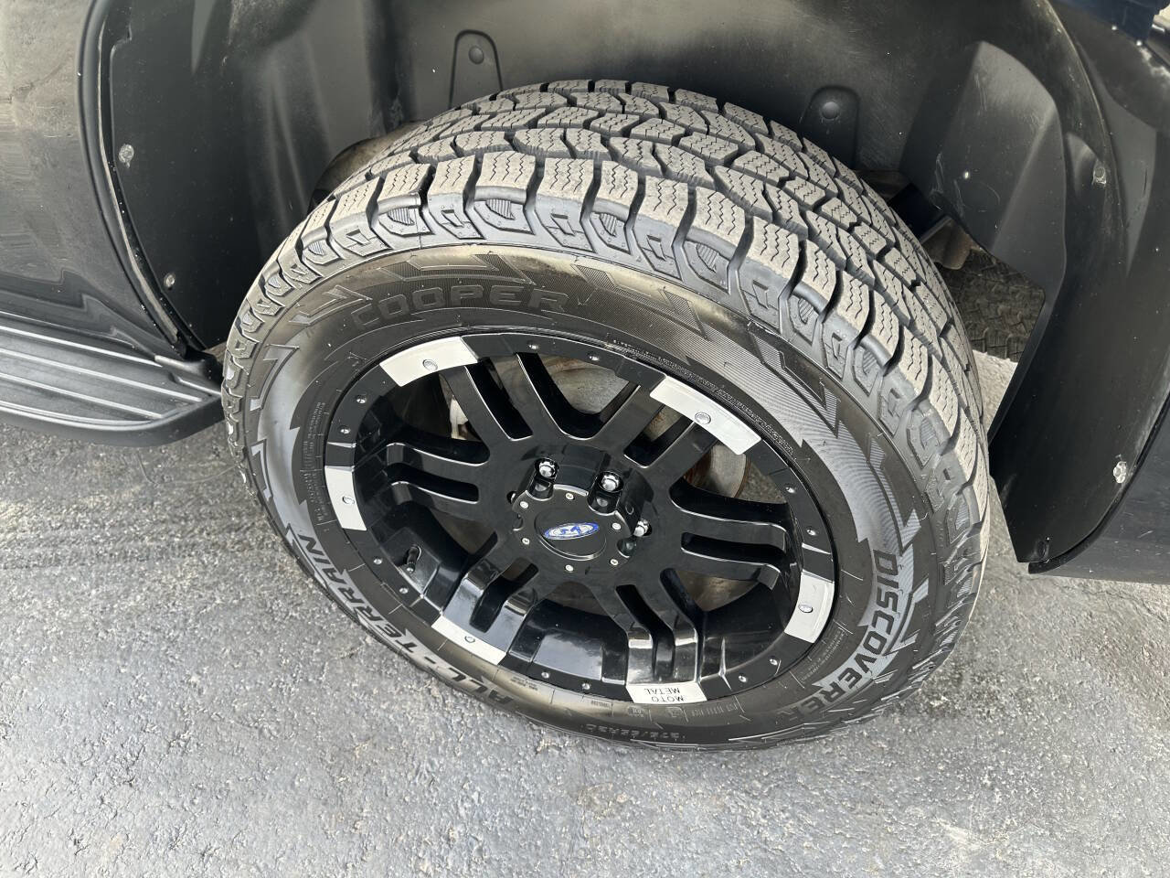 Used 2013 Chevrolet Tahoe LT image 11