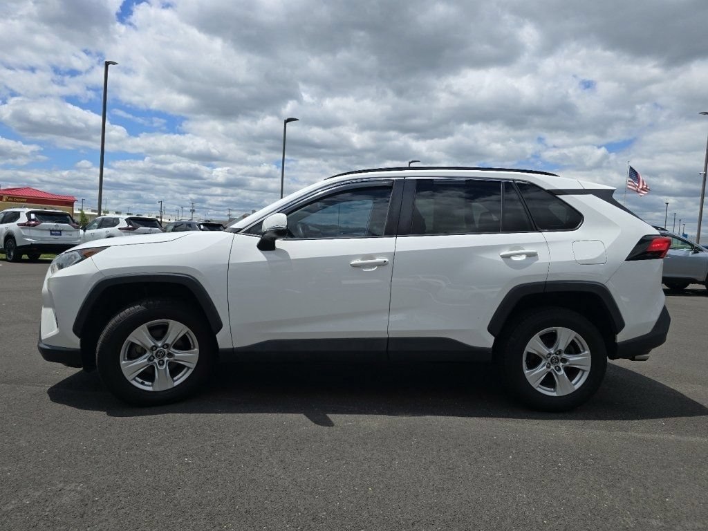 Used 2020 Toyota RAV4 XLE FWD image 15