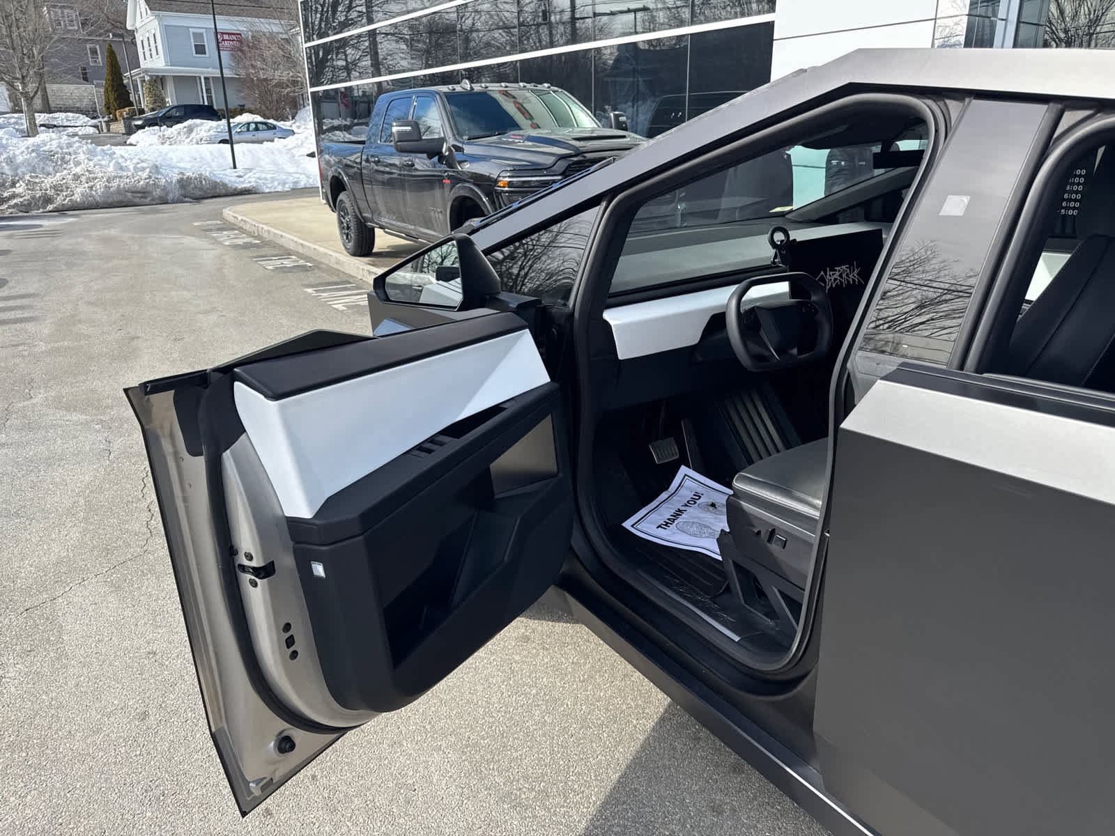 Used 2024 Tesla Cybertruck AWD Crew Cab image 11