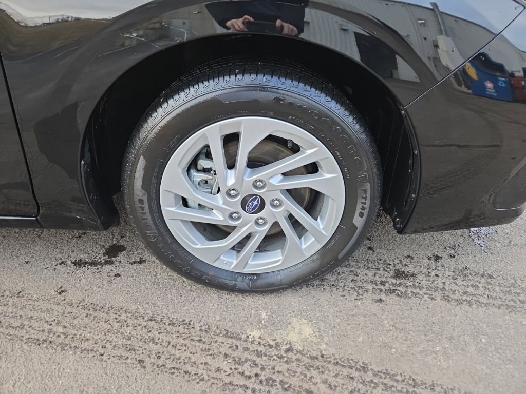 Certified 2024 Subaru Impreza 2.0i image 12