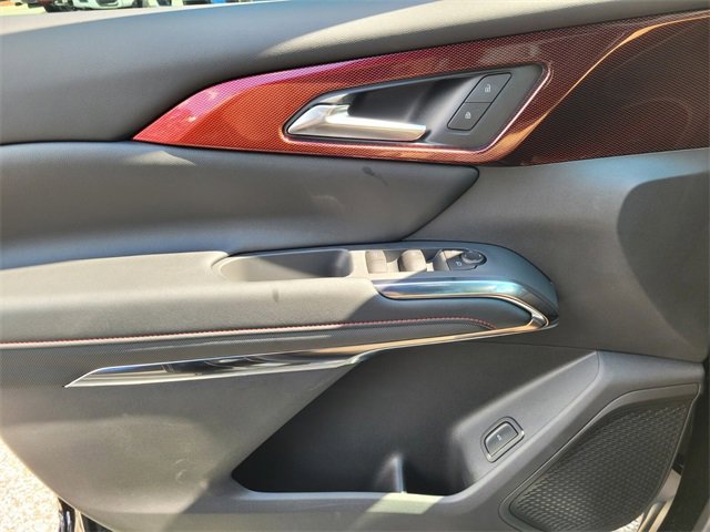 New 2026 Chevrolet Traverse Z71 w/ LPO, Floor Liner Package image 16
