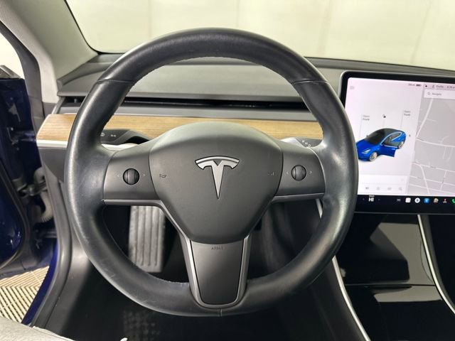 Used 2019 Tesla Model 3 Standard Range Plus image 14