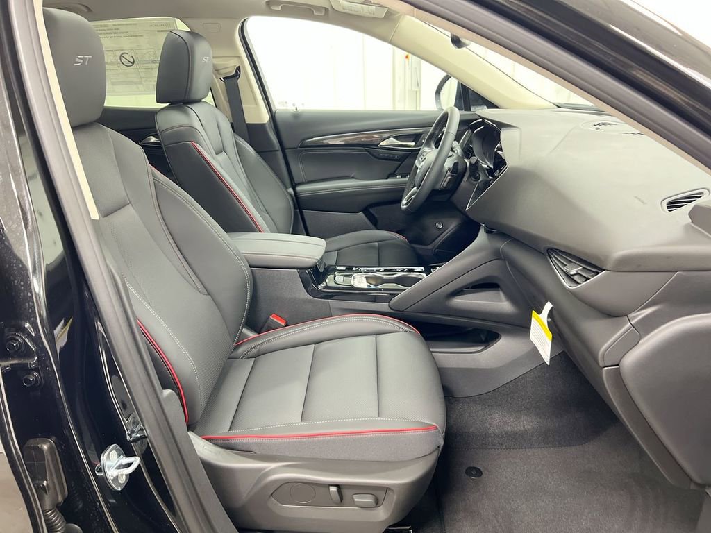 Used 2023 Buick Envision Essence w/ Sport Touring Package AWD/4WD image 22