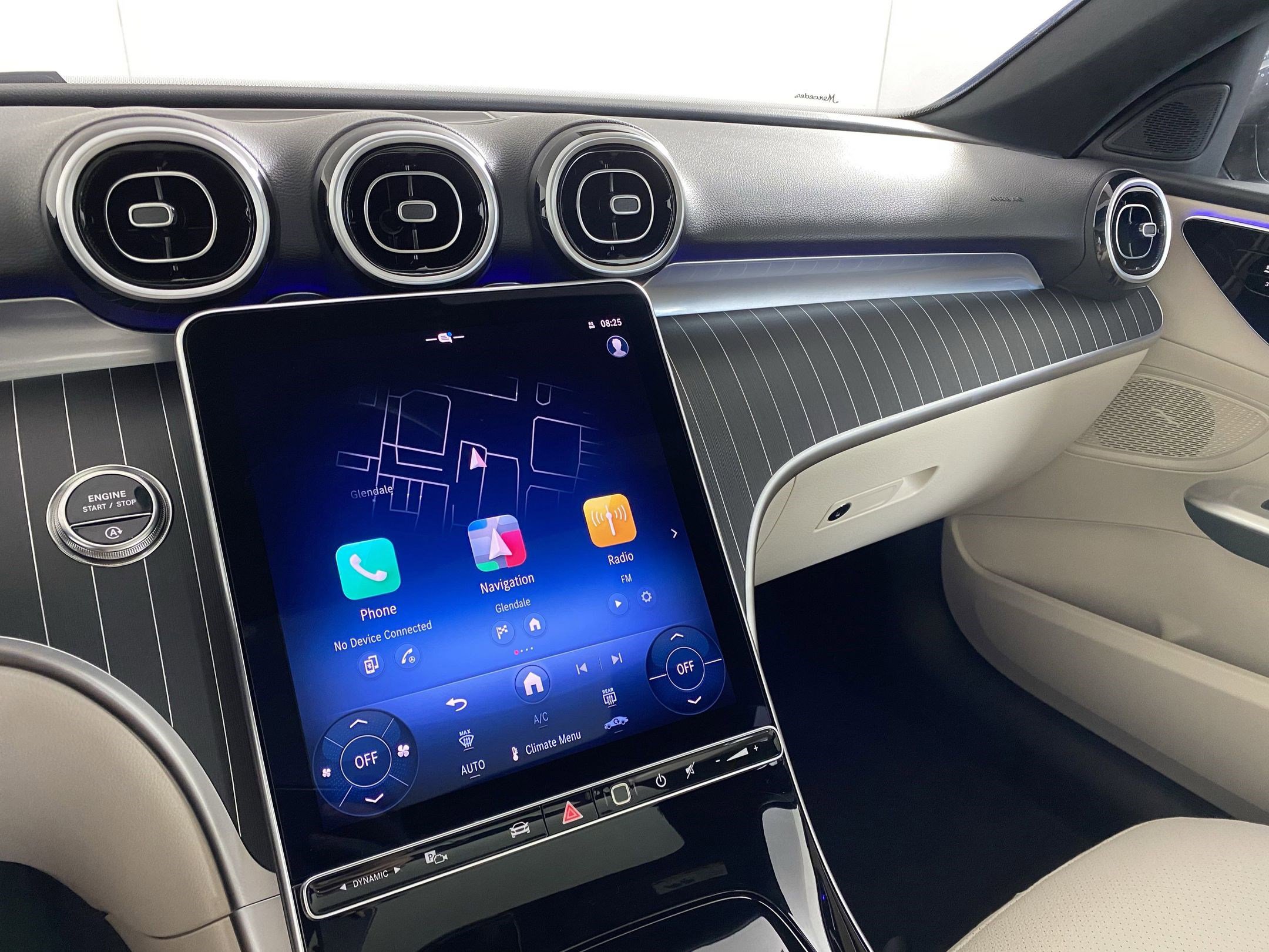 Used 2025 Mercedes-Benz C 300 C 300 image 23