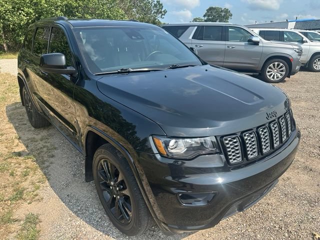Used 2021 Jeep Grand Cherokee Altitude AWD/4WD image 8