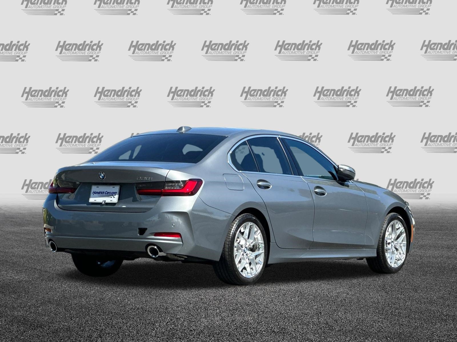Used 2026 BMW 330i Sedan w/ Premium Package RWD image 5
