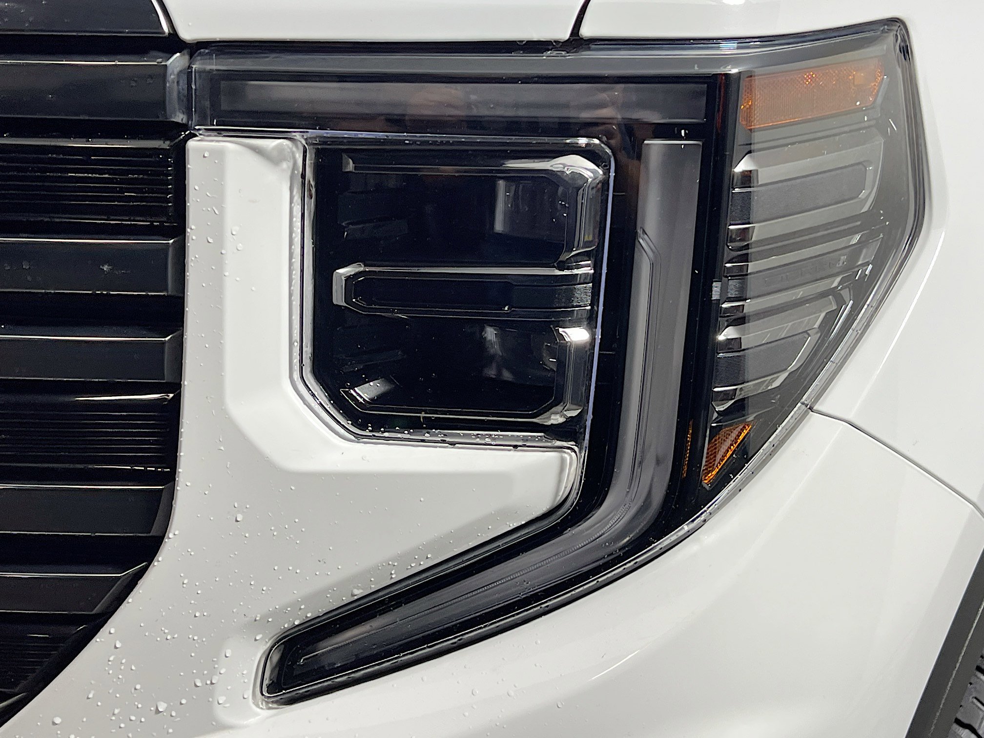 Used 2022 GMC Sierra 1500 AT4 w/ AT4 Premium Package image 12